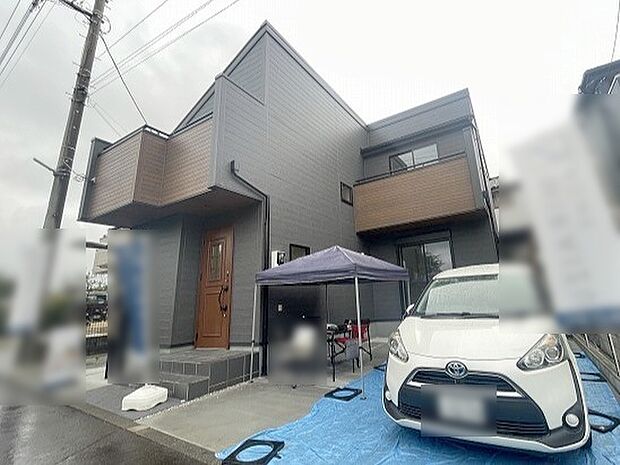建物が完成しましたので室内のご見学予約スタート。当日のご見学予約も大歓迎です。お気軽にご連絡ください。エステート白馬国分寺店は火曜水曜も営業しております。