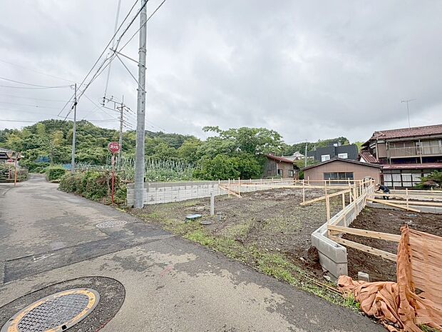 建物のモデルハウスのご見学予約もスタートしました。当日のご見学予約も大歓迎ですので、お気軽にお問合せください。