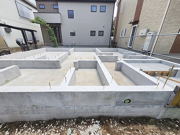建物のモデルハウスのご見学予約もスタートしました。当日のご見学予約も大歓迎ですので、お気軽にお問合せください。