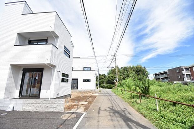 個々の優先事項や好みに基づいて考慮することが重要、 様々なライフスタイル、自分や家族にとってマッチする街並みを選ぶことが大切です。