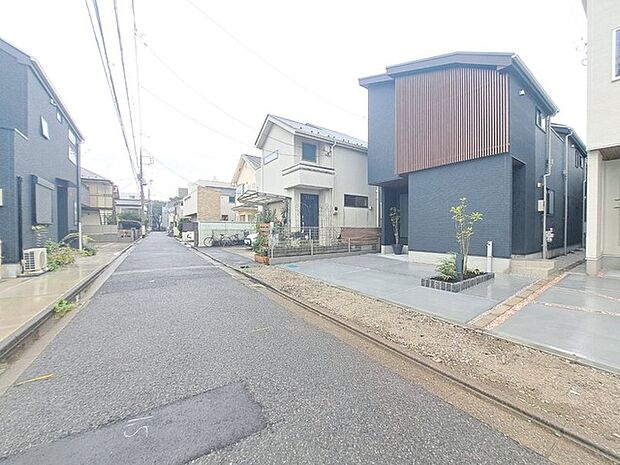 ついに建物完成しました、即引渡し可能です。完成済の住戸で実際の住み心地が体感できます。お仕事帰りの平日でも土日祝日でも、ご希望のご内覧日時を担当者へお気軽にご相談ください。 