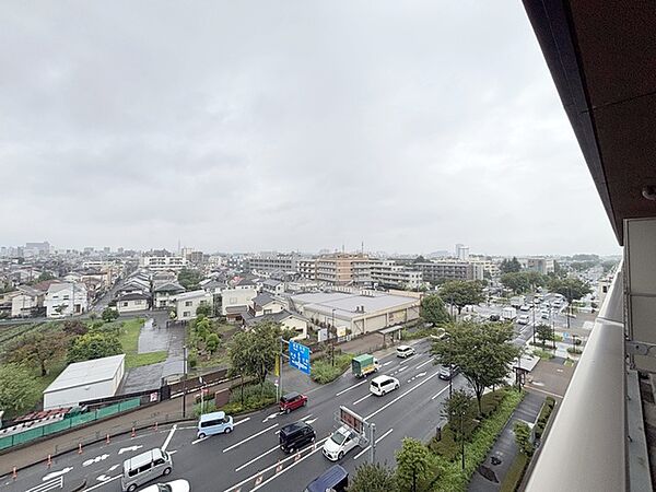 窓からの眺望です。実際に現地で眺望もご確認ください。