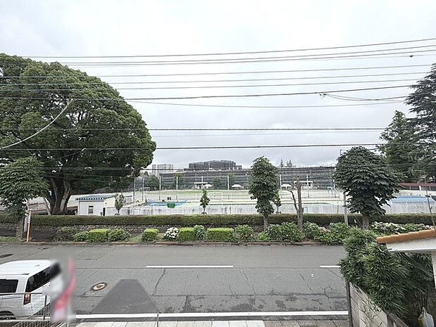 お家からの眺望です。開放感のある眺め。