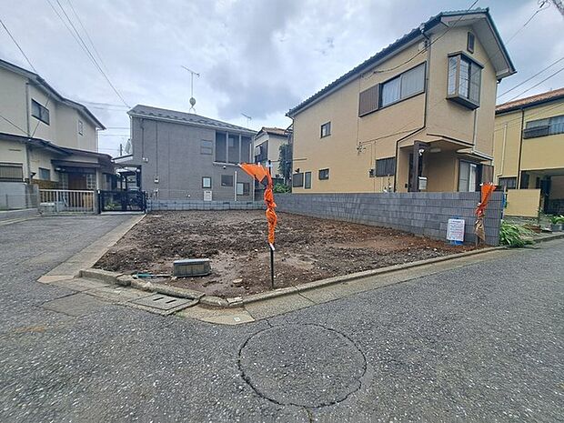実際に室内をご見学頂くと生活のイメージが広がります。家具を置いたイメージや窓からの景色など、現地で体感ください。