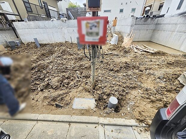 現在建物を建築中です、建築中の物件については現地確認の他、同施工会社の完成施工例のご案内、担当者のプレゼンテーションにてご検討ください。適切なご検討の方法をご説明させて頂きます。