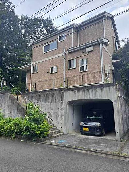 個々の優先事項や好みに基づいて考慮することが重要、 様々なライフスタイル、自分や家族にとってマッチする街並みを選ぶことが大切です。
