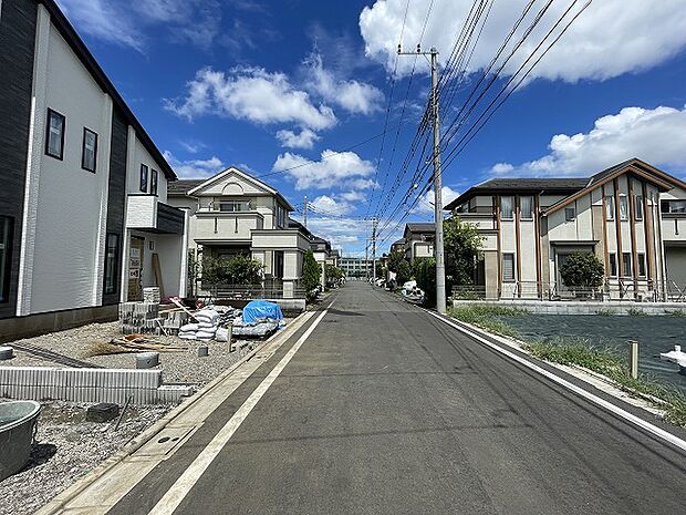 この街を選ぶ理由や想像している生活のイメージを担当者と共有してもらえると嬉しいです。 今後の暮らしがどのようなものになるか、その想像が現実になるためのステップを一緒に考えましょう。