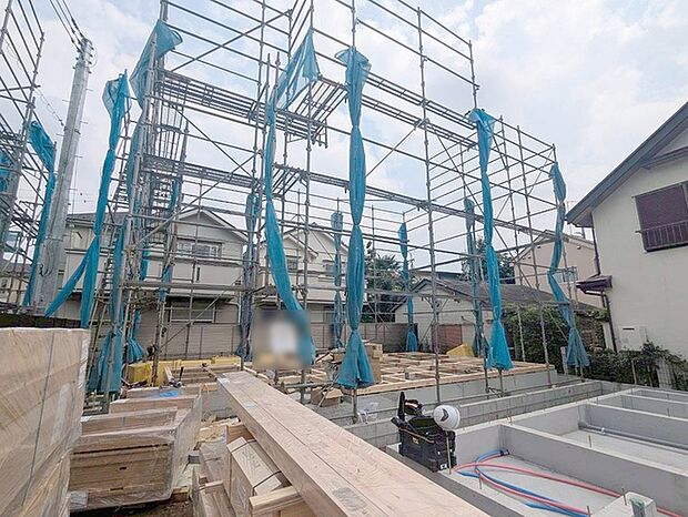 建物のモデルハウスのご見学予約もスタートしました。当日のご見学予約も大歓迎ですので、お気軽にお問合せください。