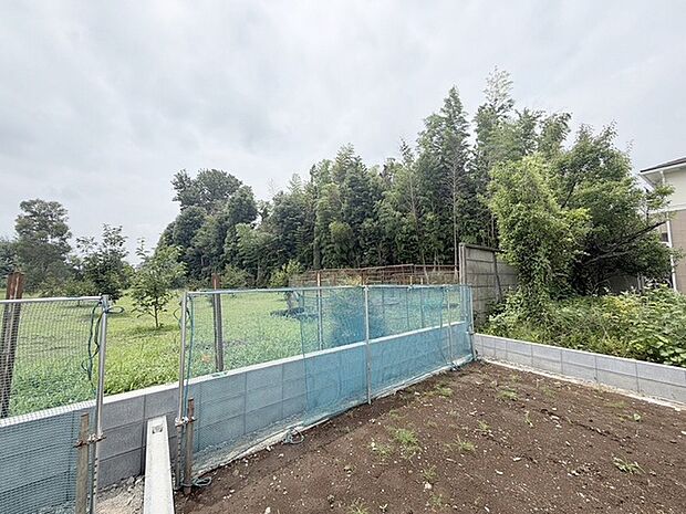 現地のご見学予約もスタートしました。周辺で売りに出ている物件も沢山御座います。まとめてご見学ができますのでお気軽にお申しつけください。