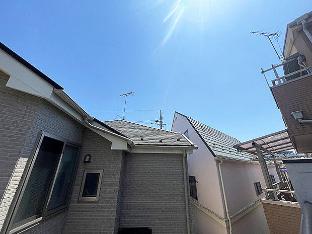 建物が完成しましたので室内のご見学予約スタート。当日のご見学予約も大歓迎です。お気軽にご連絡ください。エステート白馬国分寺店は火曜水曜も営業しております。 