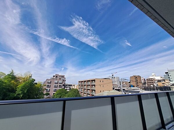 お家からの眺望です。開放感のある眺め。