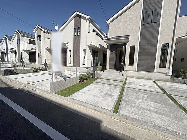 安心して暮らすことのできる住宅街。 住宅地の道路は一般に交通量が少なく車などの騒音が少ないため、住民にとって静かな生活環境が提供されます。
