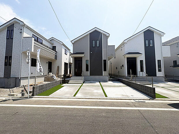 建物が完成しましたので室内のご見学予約スタート。当日のご見学予約も大歓迎です。お気軽にご連絡ください。エステート白馬国分寺店は火曜水曜も営業しております。
