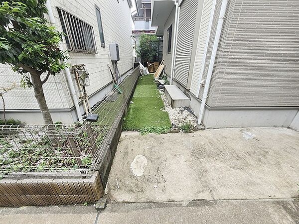 実際に室内をご見学頂くと生活のイメージが広がります。家具を置いたイメージや窓からの景色など、現地で体感ください。