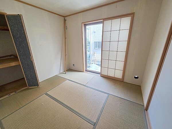 和室がある間取り。畳の香りとともにどこか落ち着く空間です。