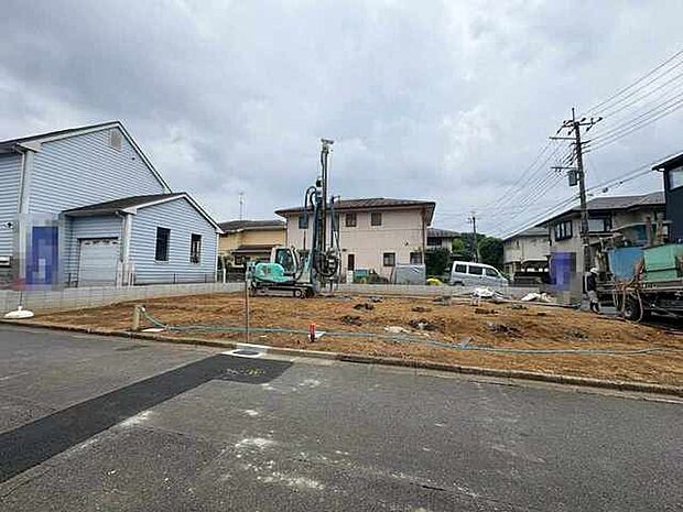 現在建物を建築中です、建築中の物件については現地確認の他、同施工会社の完成施工例のご案内、担当者のプレゼンテーションにてご検討ください。