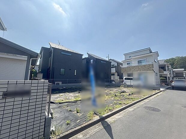 現地のご見学予約もスタートしました。周辺で売りに出ている物件も沢山御座います。まとめてご見学ができますのでお気軽にお申しつけください。