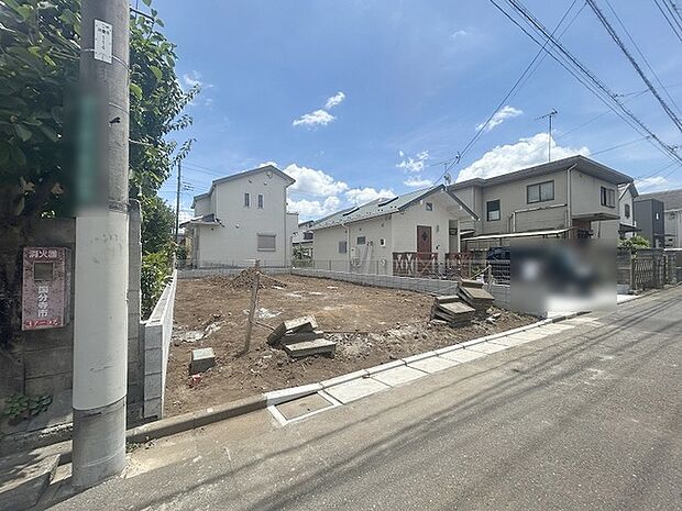 建物のモデルハウスのご見学予約もスタートしました。当日のご見学予約も大歓迎ですので、お気軽にお問合せください。