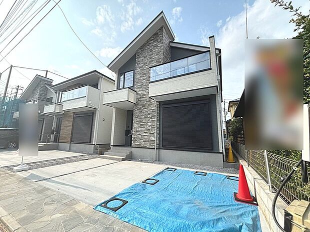建物が完成しましたので室内のご見学予約スタート。当日のご見学予約も大歓迎です。お気軽にご連絡ください。エステート白馬国分寺店は火曜水曜も営業しております。