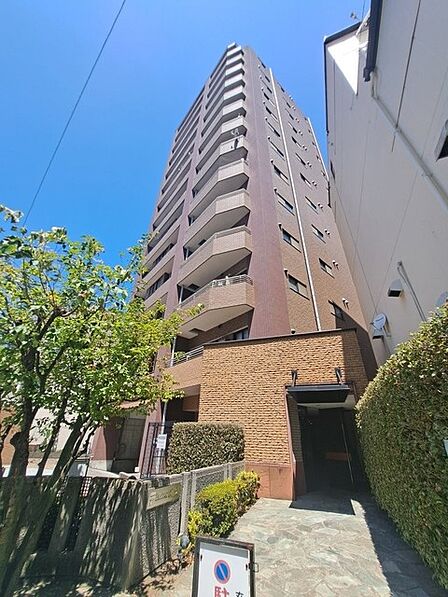 リフォームが完成しましたので室内のご見学予約スタート。当日のご見学予約も大歓迎です。お気軽にご連絡ください。エステート白馬国分寺店は火曜水曜も営業しております。