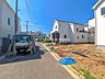 外観：安心して暮らすことのできる住宅街。　住宅地の道路は一般に交通量が少なく車などの騒音が少ないため、住民にとって静かな生活環境が提供されます。 