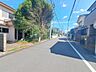 外観：安心して暮らすことのできる住宅街。　住宅地の道路は一般に交通量が少なく車などの騒音が少ないため、住民にとって静かな生活環境が提供されます。 