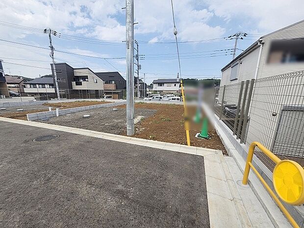 建物のモデルハウスのご見学予約もスタートしました。当日のご見学予約も大歓迎ですので、お気軽にお問合せください。