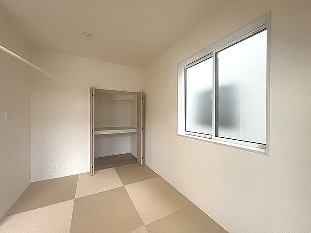 和室がある間取り。畳の香りとともにどこか落ち着く空間です。