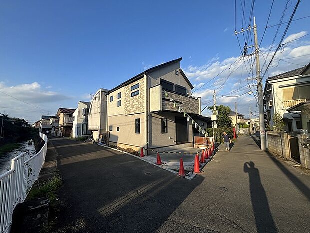 この街を選ぶ理由や想像している生活のイメージを担当者と共有してもらえると嬉しいです。 今後の暮らしがどのようなものになるか、その想像が現実になるためのステップを一緒に考えましょう。