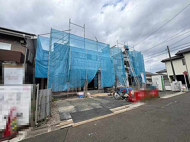 安心して暮らすことのできる住宅街。 住宅地の道路は一般に交通量が少なく車などの騒音が少ないため、住民にとって静かな生活環境が提供されます。