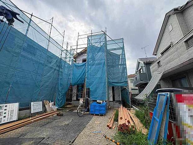 実際に室内をご見学頂くと生活のイメージが広がります。家具を置いたイメージや窓からの景色など、現地で体感ください。