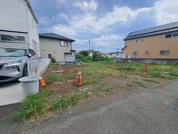 現在建物を建築中です、建築中の物件については現地確認の他、同施工会社の完成施工例のご案内、担当者のプレゼンテーションにてご検討ください。