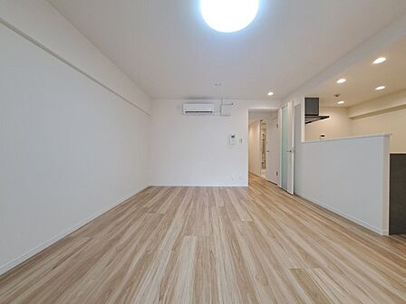 家族みんなが集まるリビング。広さを重視した家族全員が集まれるリビングは、住む上で大事な空間になります。