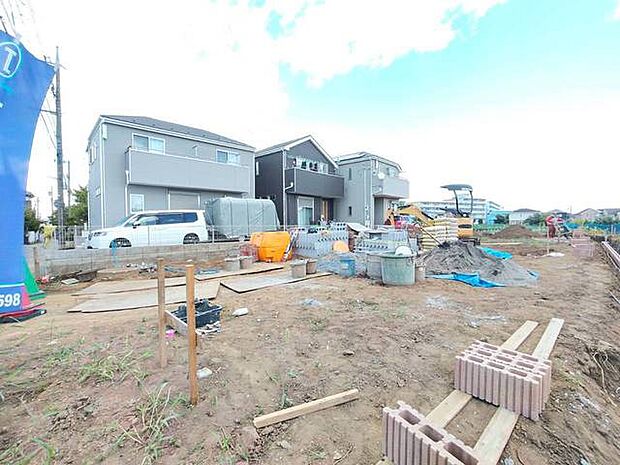 建物のモデルハウスのご見学予約もスタートしました。当日のご見学予約も大歓迎ですので、お気軽にお問合せください。