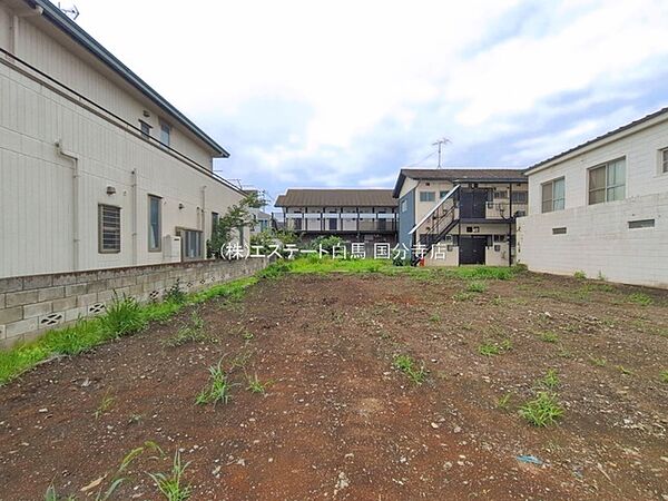 土地物件にはご確認頂くポイントがたくさんございます、土地だけのご見学の際もご遠慮せず、ぜひお気軽に担当スタッフにお申しつけくださいませ。