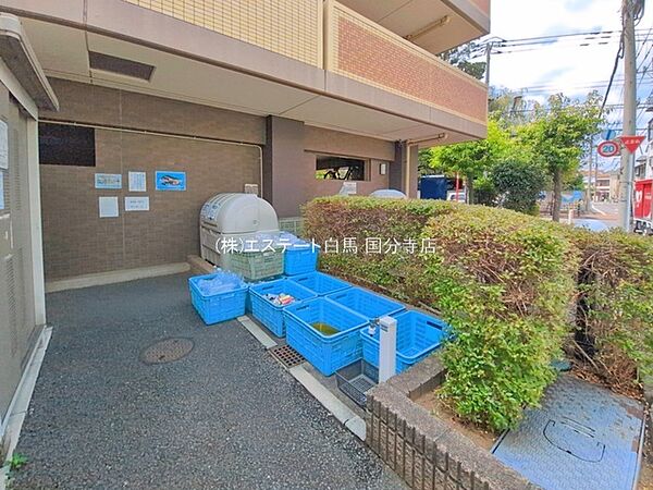 日々の暮らしを支える共用スペースは、清潔感があり使い勝手の良い環境が整えられています。