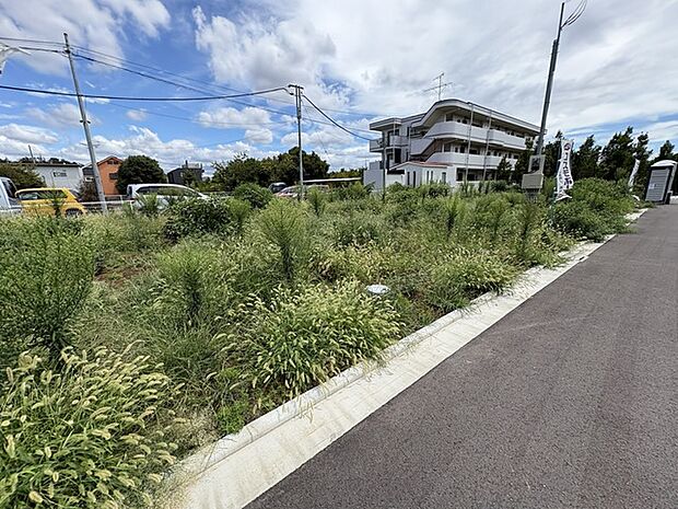 建物のモデルハウスのご見学予約もスタートしました。当日のご見学予約も大歓迎ですので、お気軽にお問合せください。