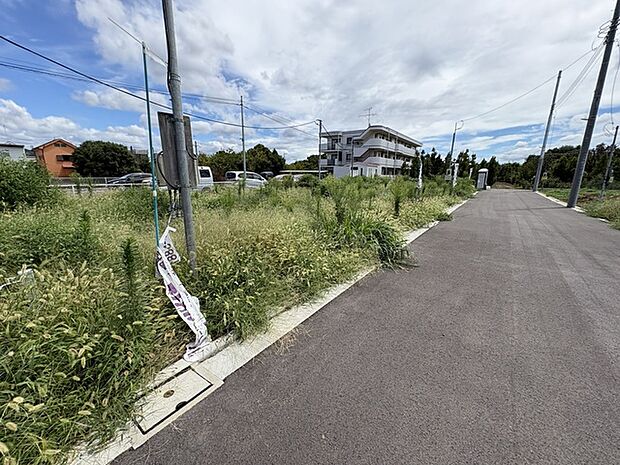 建物のモデルハウスのご見学予約もスタートしました。当日のご見学予約も大歓迎ですので、お気軽にお問合せください。
