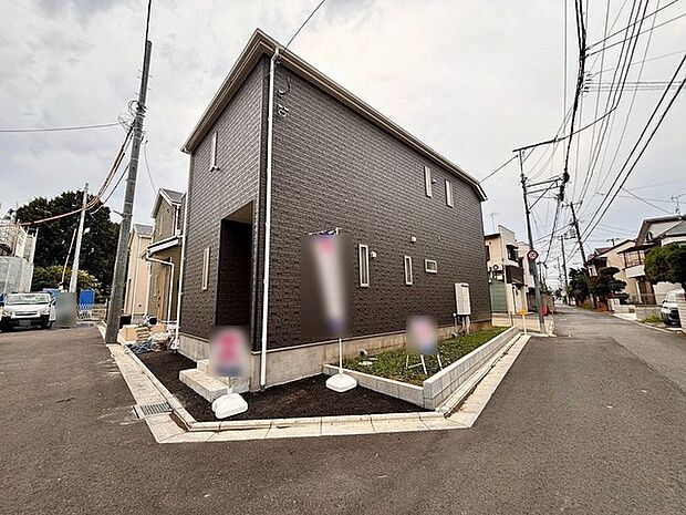建物が完成しましたので室内のご見学予約スタート。当日のご見学予約も大歓迎です。お気軽にご連絡ください。エステート白馬国分寺店は火曜水曜も営業しております。