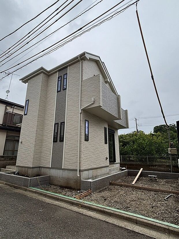 ついに建物完成しました、即引渡し可能です。完成済の住戸で実際の住み心地が体感できます。お仕事帰りの平日でも土日祝日でも、ご希望のご内覧日時を担当者へお気軽にご相談ください。 