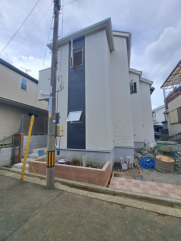 建物のモデルハウスのご見学予約もスタートしました。当日のご見学予約も大歓迎ですので、お気軽にお問合せください。