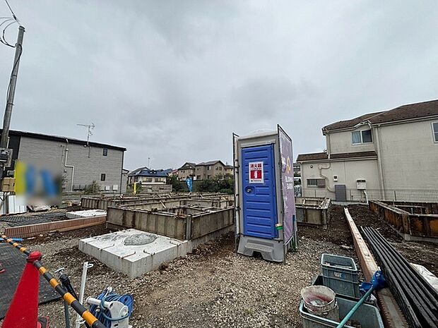 現在建物を建築中です、建築中の物件については現地確認の他、同施工会社の完成施工例のご案内、担当者のプレゼンテーションにてご検討ください。