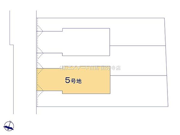 利便性と快適性を両立した立地。ショッピングやレストラン、公共交通機関へのアクセスが良好でありながら、周囲の緑豊かな自然環境も満喫できます。