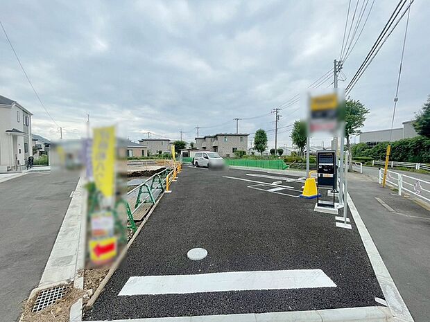 周辺は住宅が建ち並ぶ閑静な住宅街です。 