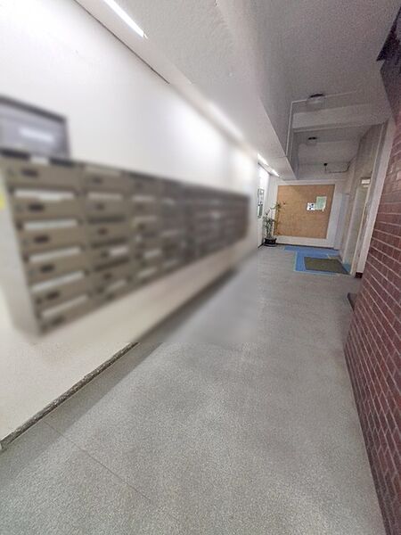 丁寧な管理が行き届いた共用空間は穏やかな空気が流れます。