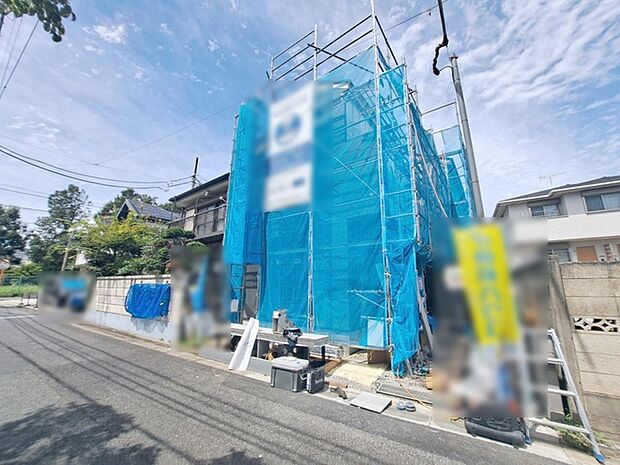 現在建物を建築中です、建築中の物件については現地確認の他、同施工会社の完成施工例のご案内、担当者のプレゼンテーションにてご検討ください。適切なご検討の方法をご説明させて頂きます。