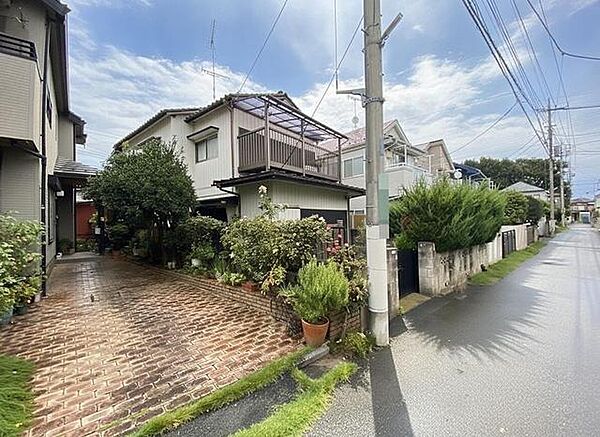国分寺アドレスの落ち着いたロケーション。建物解体後のお引渡し、建築条件はありませんのでお好きなハウスメーカーで建築可能です。弊社グループ「白馬建設」にてプラン作成可能です。