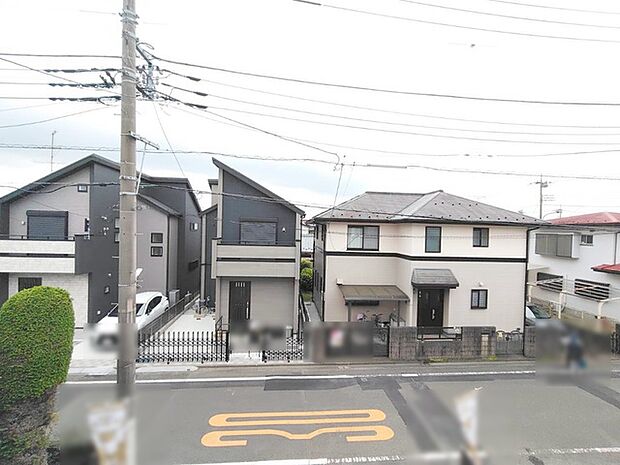 窓からの眺望です。実際に現地で眺望もご確認ください。