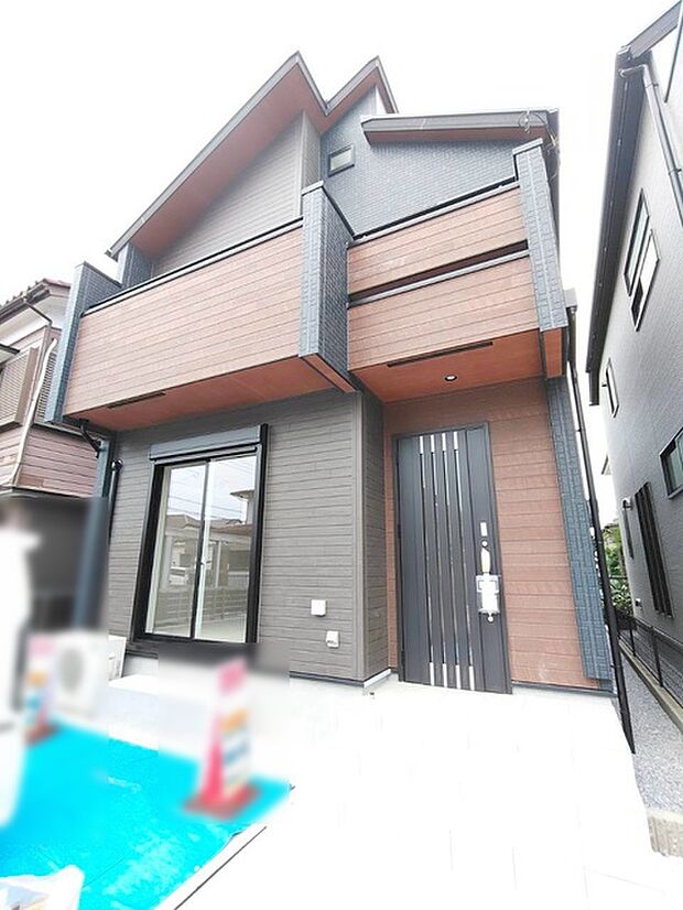 建物が完成しましたので室内のご見学予約スタート。当日のご見学予約も大歓迎です。お気軽にご連絡ください。エステート白馬国分寺店は火曜水曜も営業しております。