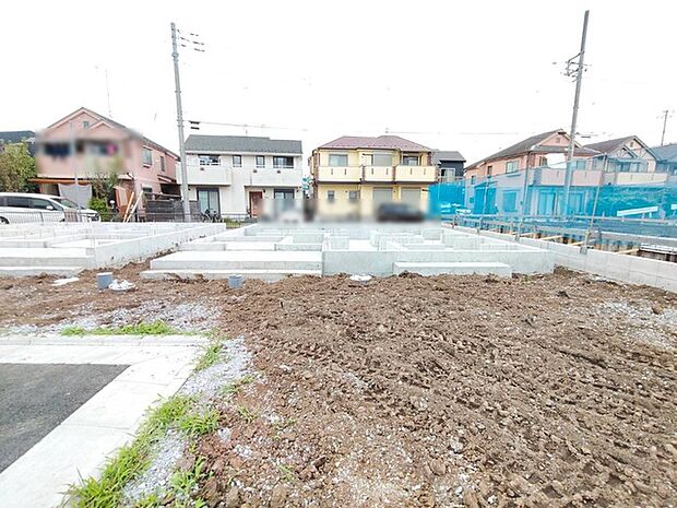 現在建物を建築中です、建築中の物件については現地確認の他、同施工会社の完成施工例のご案内、担当者のプレゼンテーションにてご検討ください。適切なご検討の方法をご説明させて頂きます。 